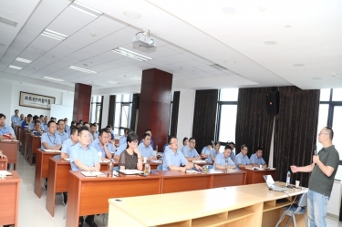 学新法 促清静 | 优发国际纸业开展新《清静生产法》培训事情