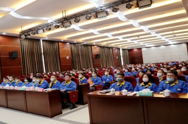 远景辽阔 未来可期 | 优发国际纸业盛大召开2021年度总结表扬大会